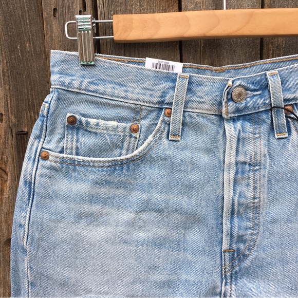 NWT Levi’s 501 High Rise Cutoff Denim Shorts Cotton Luxor Heat 27 - Picture 15 of 16